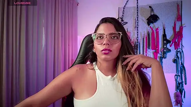 Megaan Greey online show from 9, 9, 2025