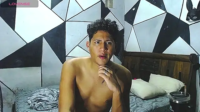 Snapshot of Shangela_Spice chatting on 13, 10, 2025 Shangela Spice online show from 13, 10, 2025