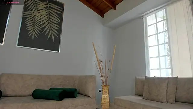 KatieNolan 1 online show from 16, 10, 2025