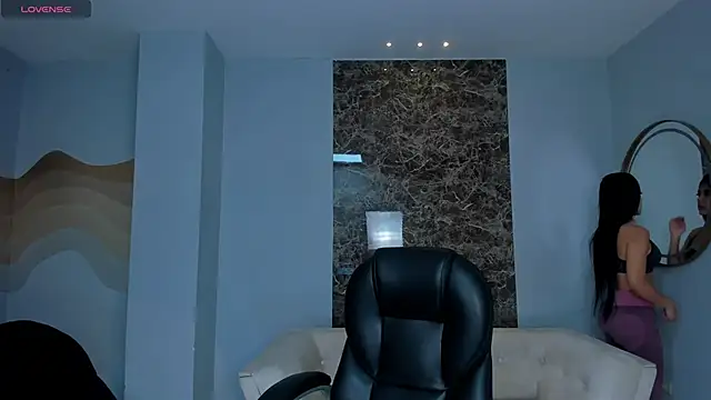 KatieNolan 1 online show from 13, 11, 2025