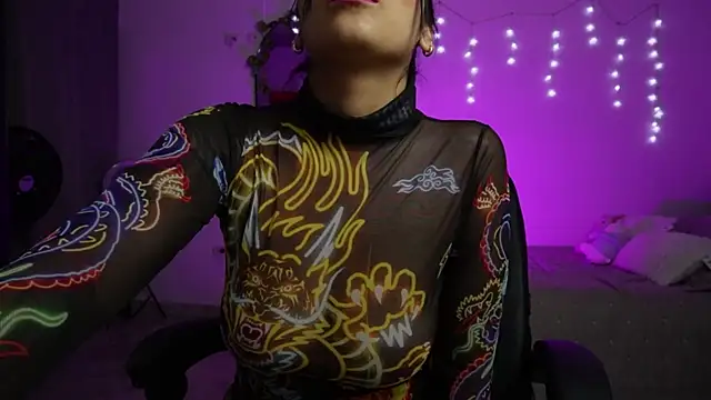 tammylee  online show from 28, 9, 2025