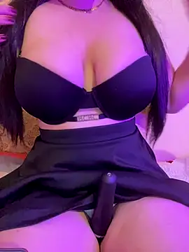 Cameelia online show from 5, 11, 2025