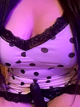 Cameelia online show from 22, 11, 2025