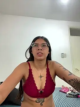 Argentiiniita online show from 2, 2, 2025