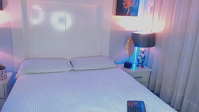 Ivyy Crystal online show from 7, 1, 2026