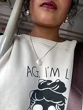 Sophie Smith69 online show from 9, 3, 2026