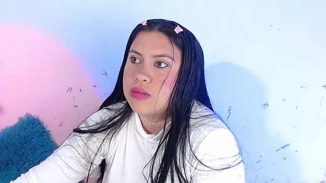 April sexycurvi online show from 10, 10, 2025