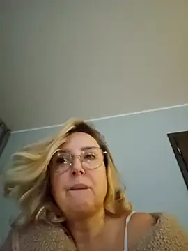 MariaRichi  online show from 15, 12, 2025