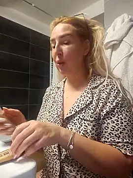 MariaRichi  online show from 23, 3, 2025