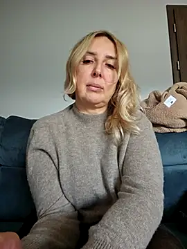 MariaRichi  online show from 27, 11, 2025