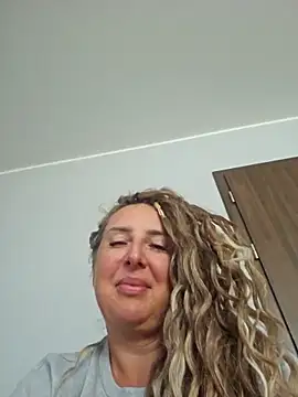 MariaRichi  online show from 7, 10, 2025