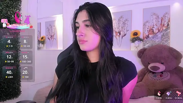 Ashley Evans18 online show from 22, 10, 2025