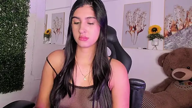 Ashley Evans18 online show from 14, 10, 2025