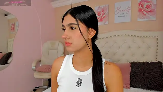 Ashley Evans18 online show from 14, 3, 2025