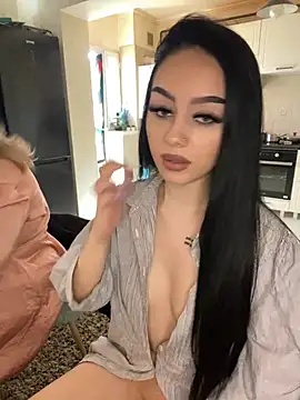 Gya Rue online show from 5, 3, 2025