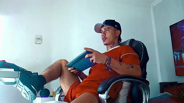 HannibalLester online show from 18, 3, 2025