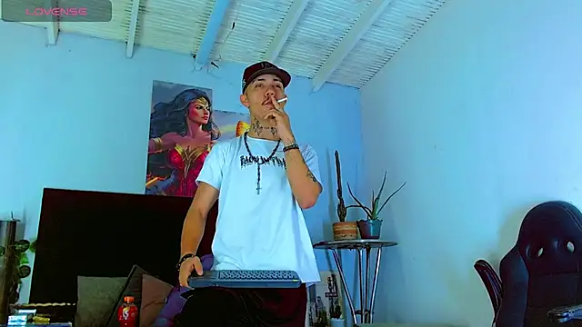 Snapshot of HannibalLester chatting on 14, 2, 2026 HannibalLester online show from 14, 2, 2026