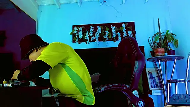 Snapshot of HannibalLester chatting on 25, 2, 2026 HannibalLester online show from 25, 2, 2026