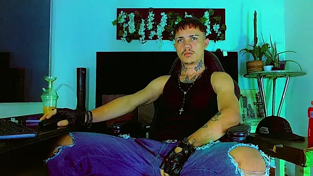 Snapshot of HannibalLester chatting on 5, 3, 2026 HannibalLester online show from 5, 3, 2026