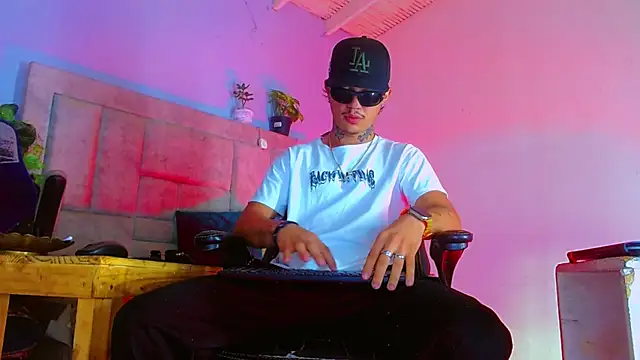 HannibalLester online show from 10, 9, 2025