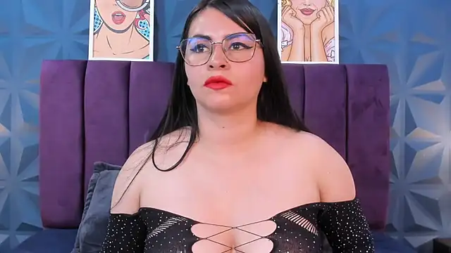 NicoleJonss online show from 6, 3, 2026