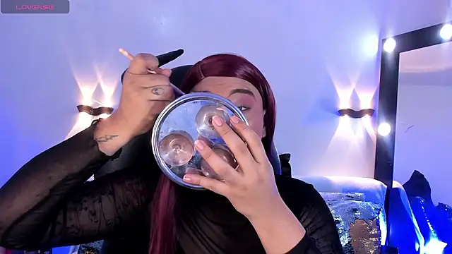 Emili Roux online show from 15, 4, 2026