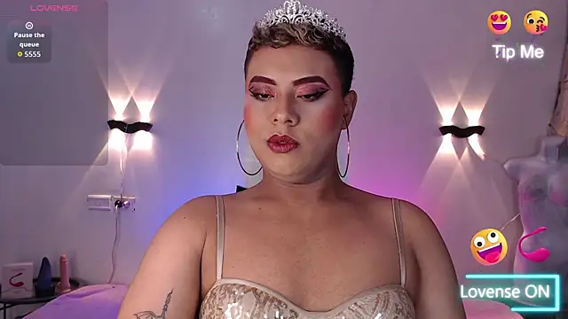 Emili Roux online show from 4, 11, 2025