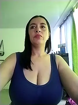 hailey85 online show from 18, 4, 2026