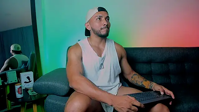 maximusclark1 online show from 7, 2, 2025