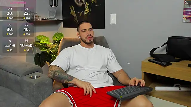 Giorgio-Leone online show from 8, 11, 2025