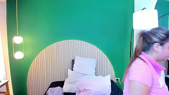 nathalie rossel online show from 9, 4, 2026