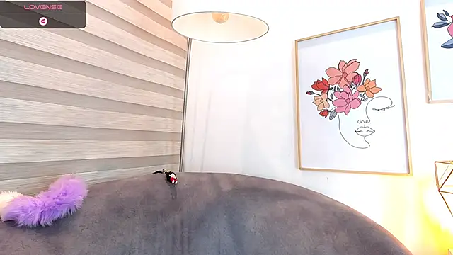 Valery Evaans online show from 27, 2, 2025