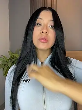 Snapshot of Valery_Evaans chatting on 1, 7, 2026 Valery Evaans online show from 1, 7, 2026