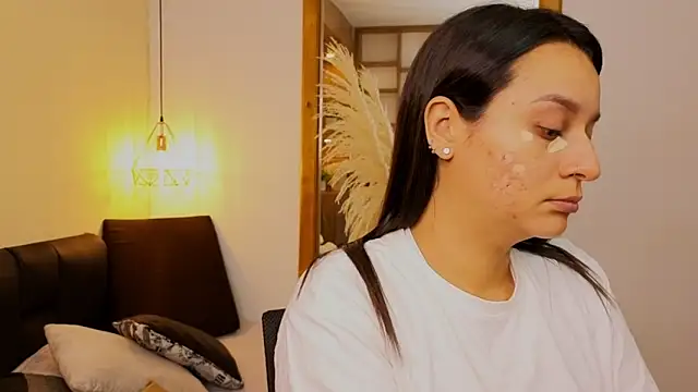 Hannah williams1 online show from 17, 1, 2026