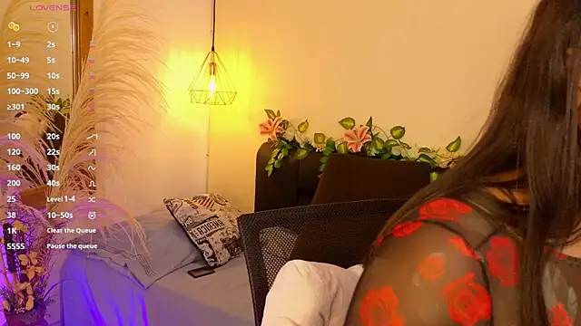 Hannah williams1 online show from 15, 9, 2025