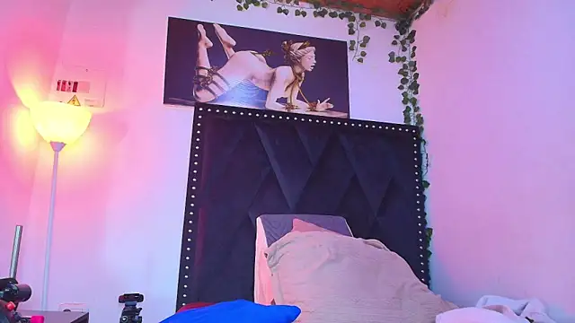 dafne queenn online show from 22, 11, 2025