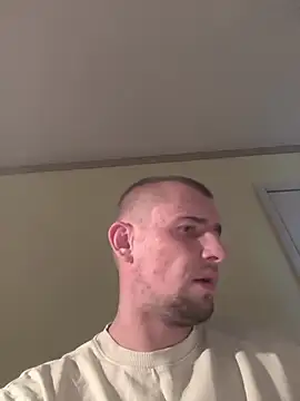 Regularfucker28 online show from 17, 3, 2026