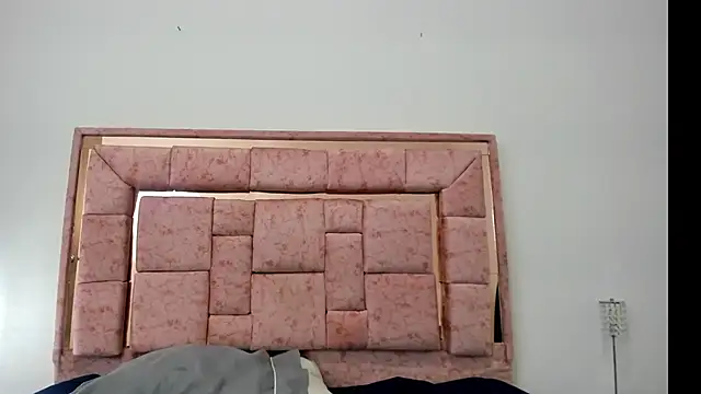 zoee lovv online show from 25, 2, 2025