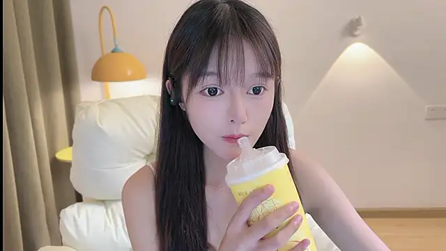 Snapshot of xiaodaibabyy chatting on 10, 9, 2025 xiaodaibabyy online show from 10, 9, 2025