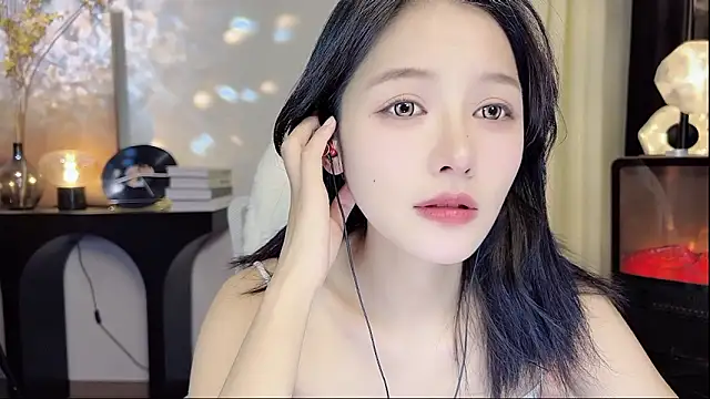 Snapshot of xiaodaibabyy chatting on 4, 3, 2025 xiaodaibabyy online show from 4, 3, 2025