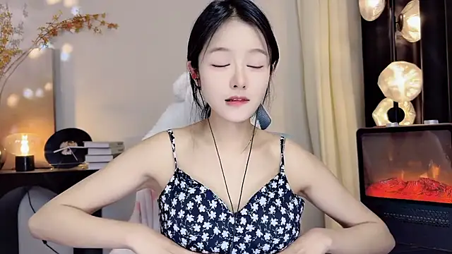 Snapshot of xiaodaibabyy chatting on 1, 3, 2025 xiaodaibabyy online show from 1, 3, 2025