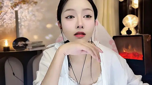 Snapshot of xiaodaibabyy chatting on 24, 2, 2025 xiaodaibabyy online show from 24, 2, 2025