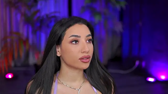 Snapshot of GinaValentinna chatting on 2, 10, 2025 GinaValentinna online show from 2, 10, 2025