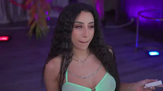 Snapshot of GinaValentinna chatting on 24, 9, 2025 GinaValentinna online show from 24, 9, 2025