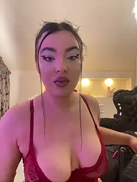 KeiraDark online show from 24, 4, 2026