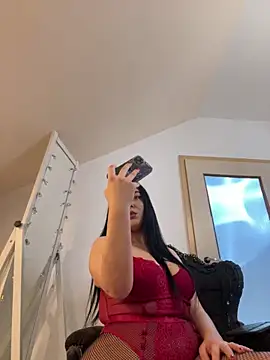 KeiraDark online show from 11, 2, 2026