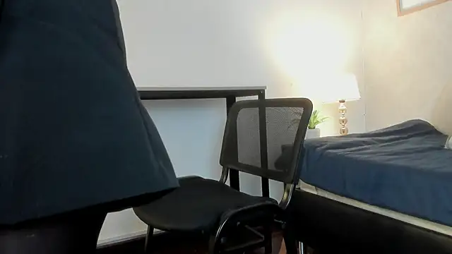 Caroline dh online show from 20, 2, 2026