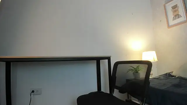 Caroline dh online show from 13, 2, 2026