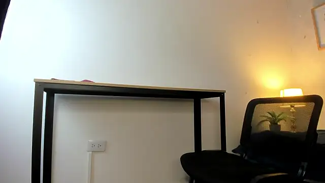 Caroline dh online show from 12, 3, 2026