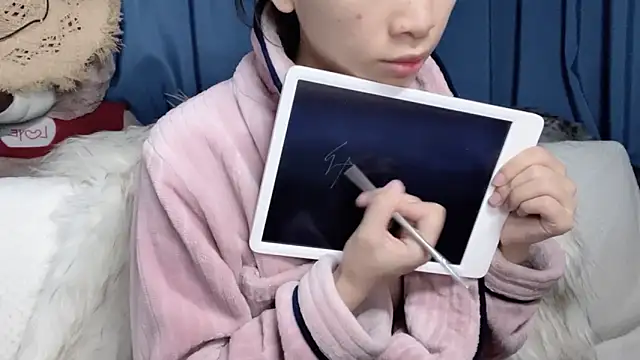 Lili-2 online show from 15, 3, 2026